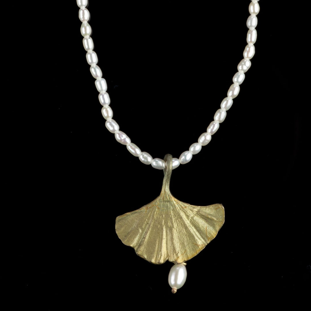 Ginkgo Pendant - Pearl Drop