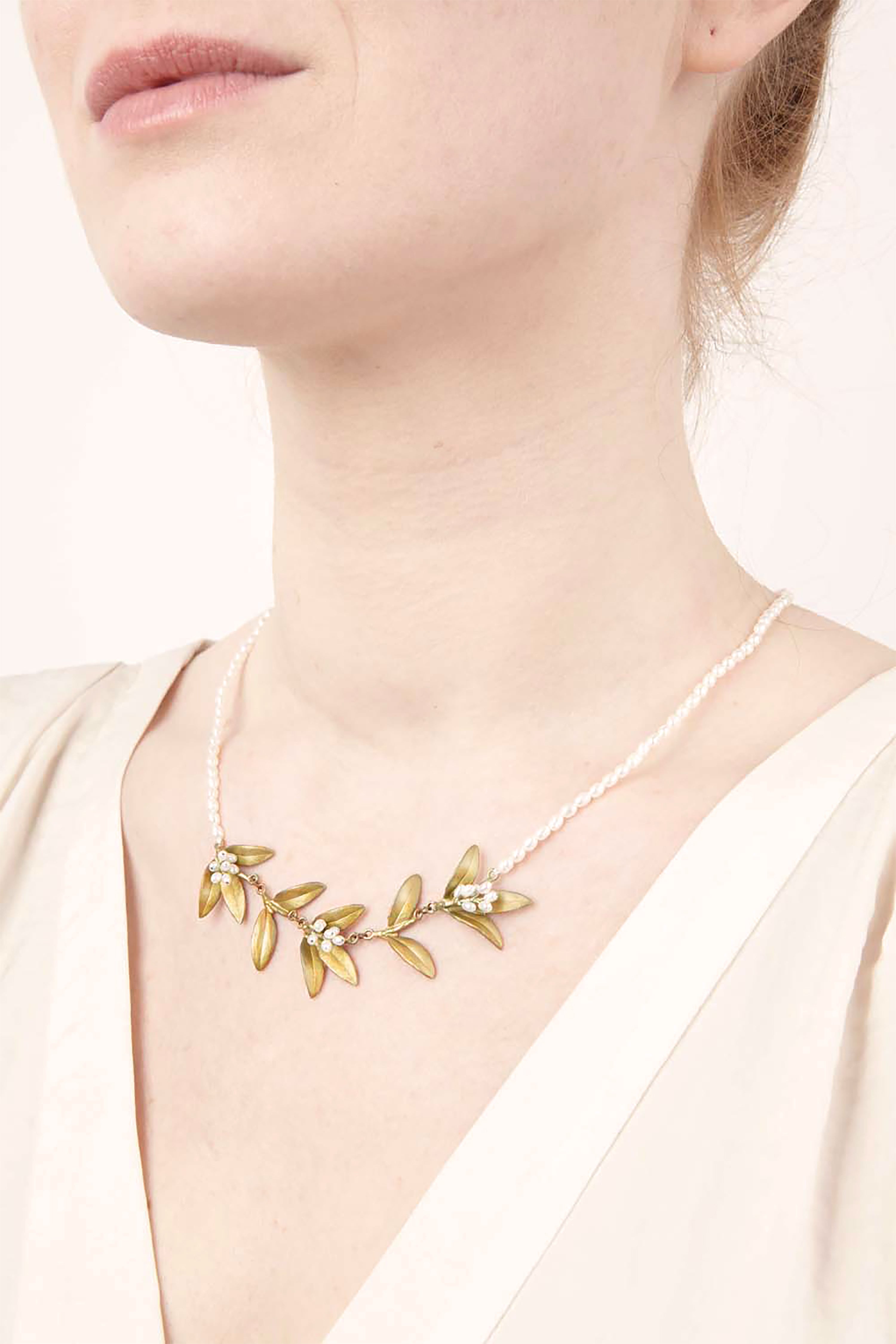 14k Fine Flowering Myrtle Pearl Contour Necklace - Web Exclusive