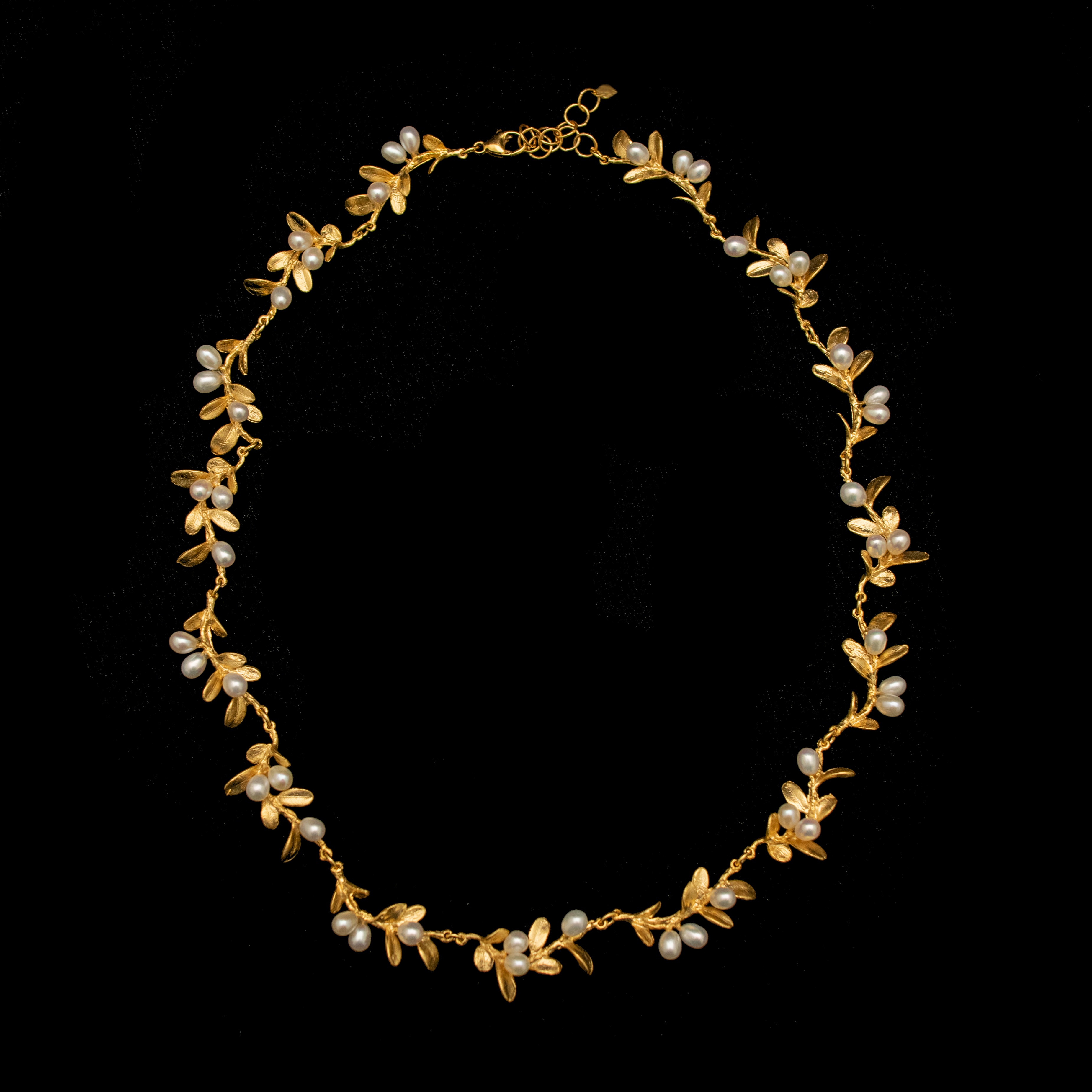 Fine Boxwood Necklace