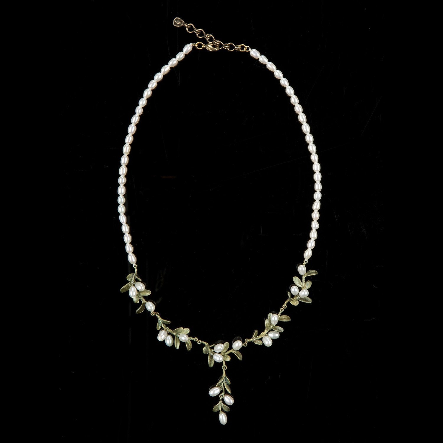 Boxwood Necklace - Pearls