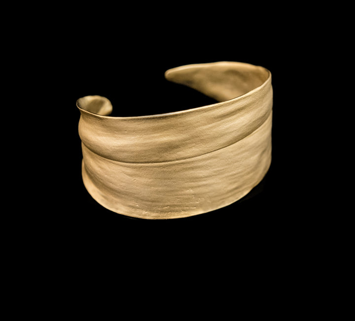 Cordyline Gold Cuff