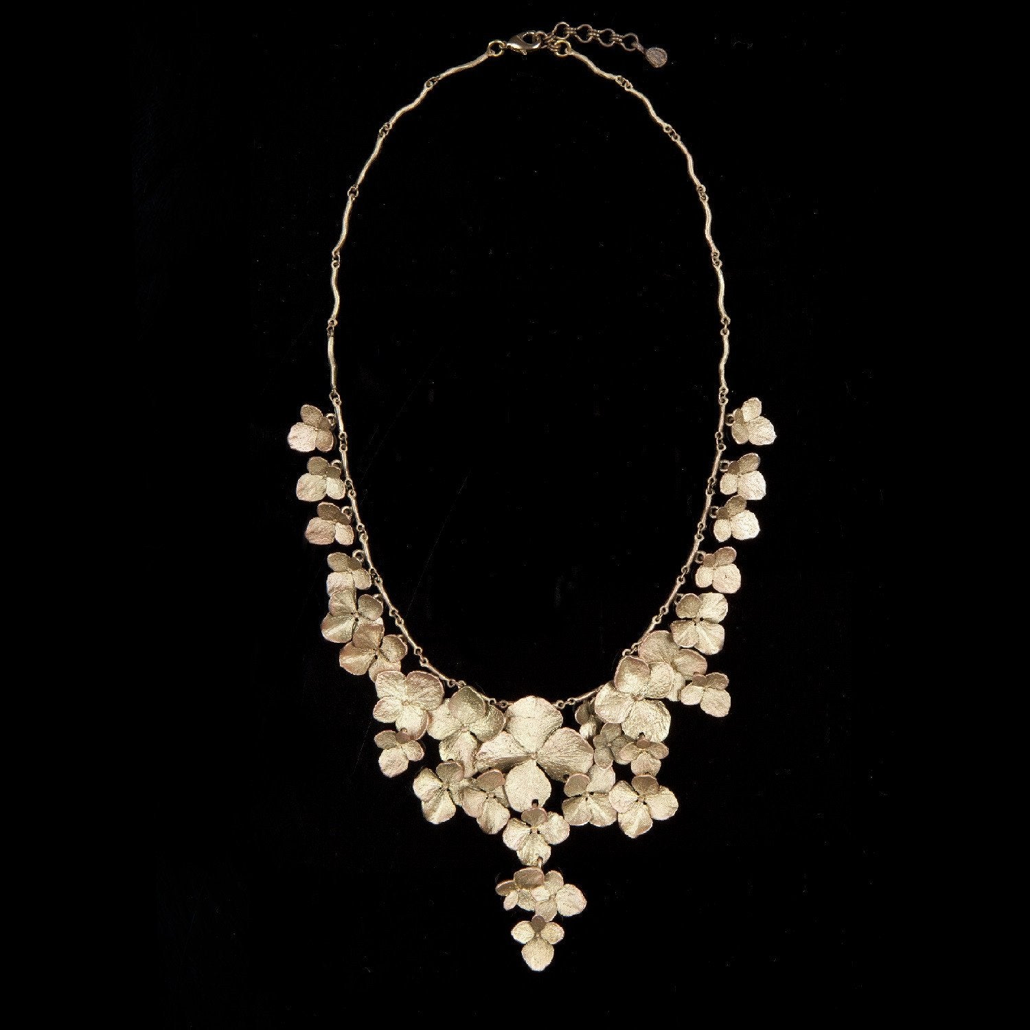 Hydrangea Necklace - Full Petals